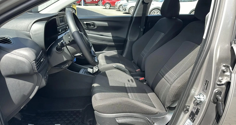 Hyundai Bayon cena 71900 przebieg: 6900, rok produkcji 2022 z Pniewy małe 301